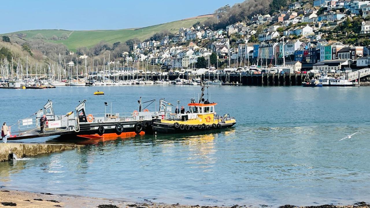 Holiday home Two Guns - Contemporary, Stylish Townhouse With Stunning Sea Views Kingswear